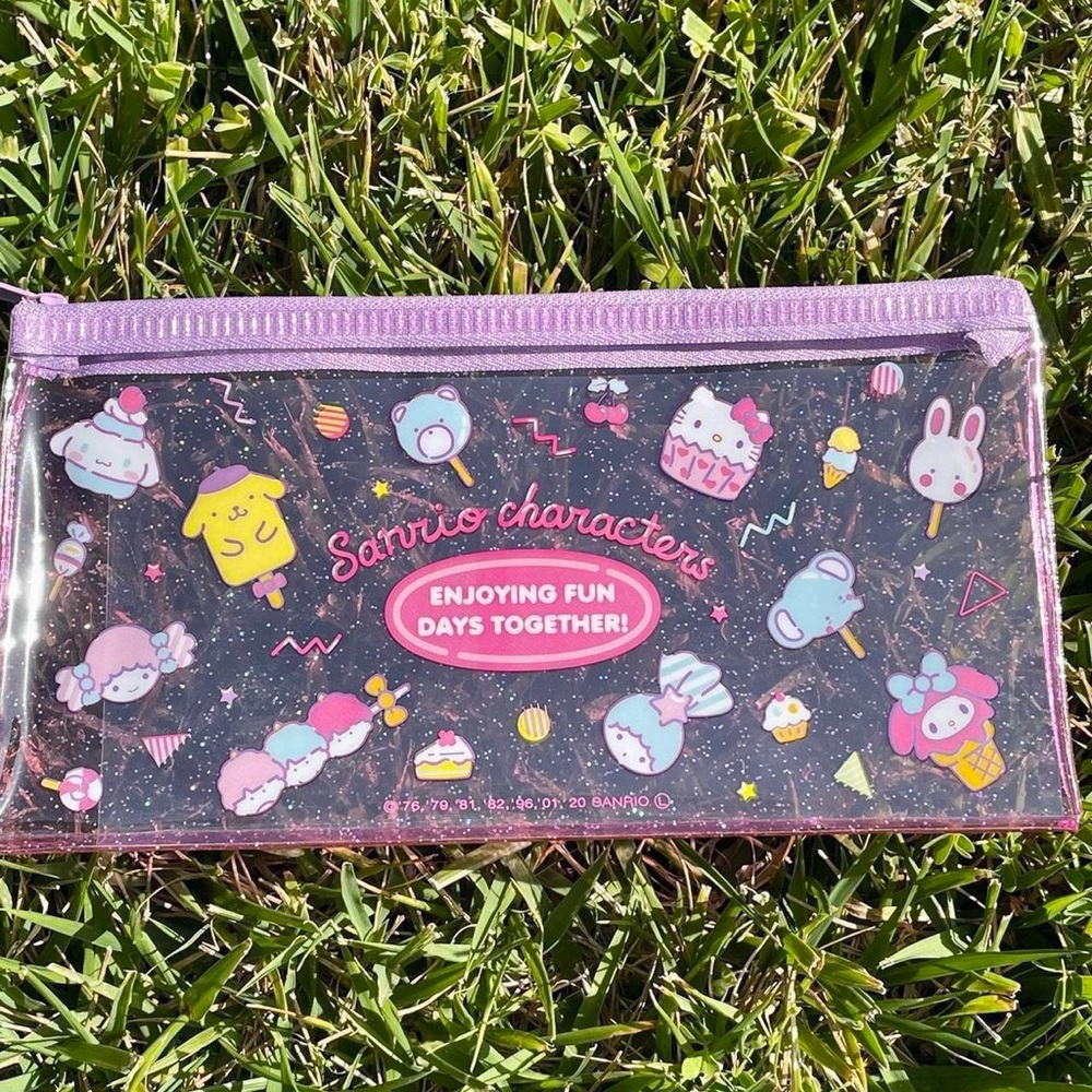 Sanrio bag with zipper - Picture 3 of 4